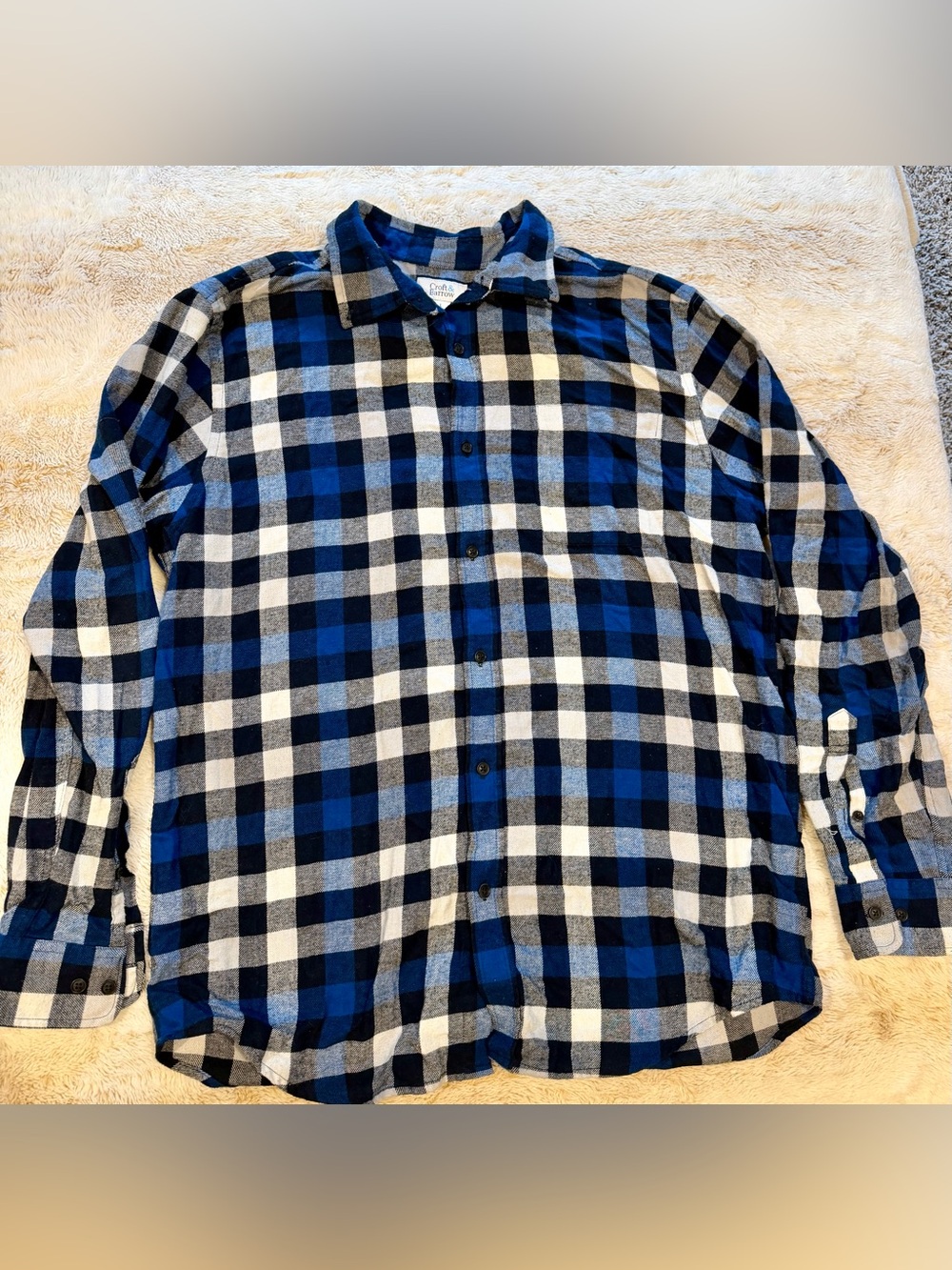 croft & barrow Blue and White Plaid Button-Down Shirt